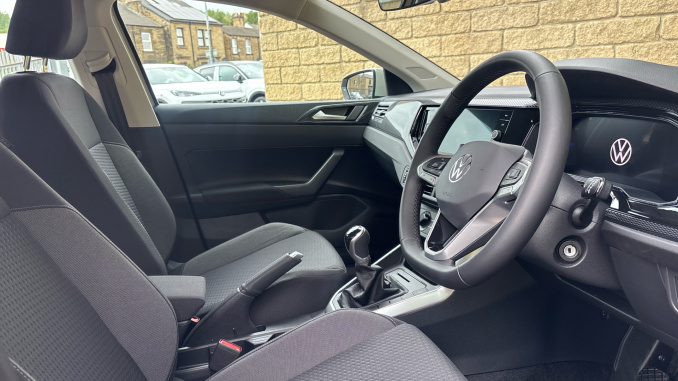 Volkswagen Polo 1.0 Life 5dr Petrol Hatchback - Image 15